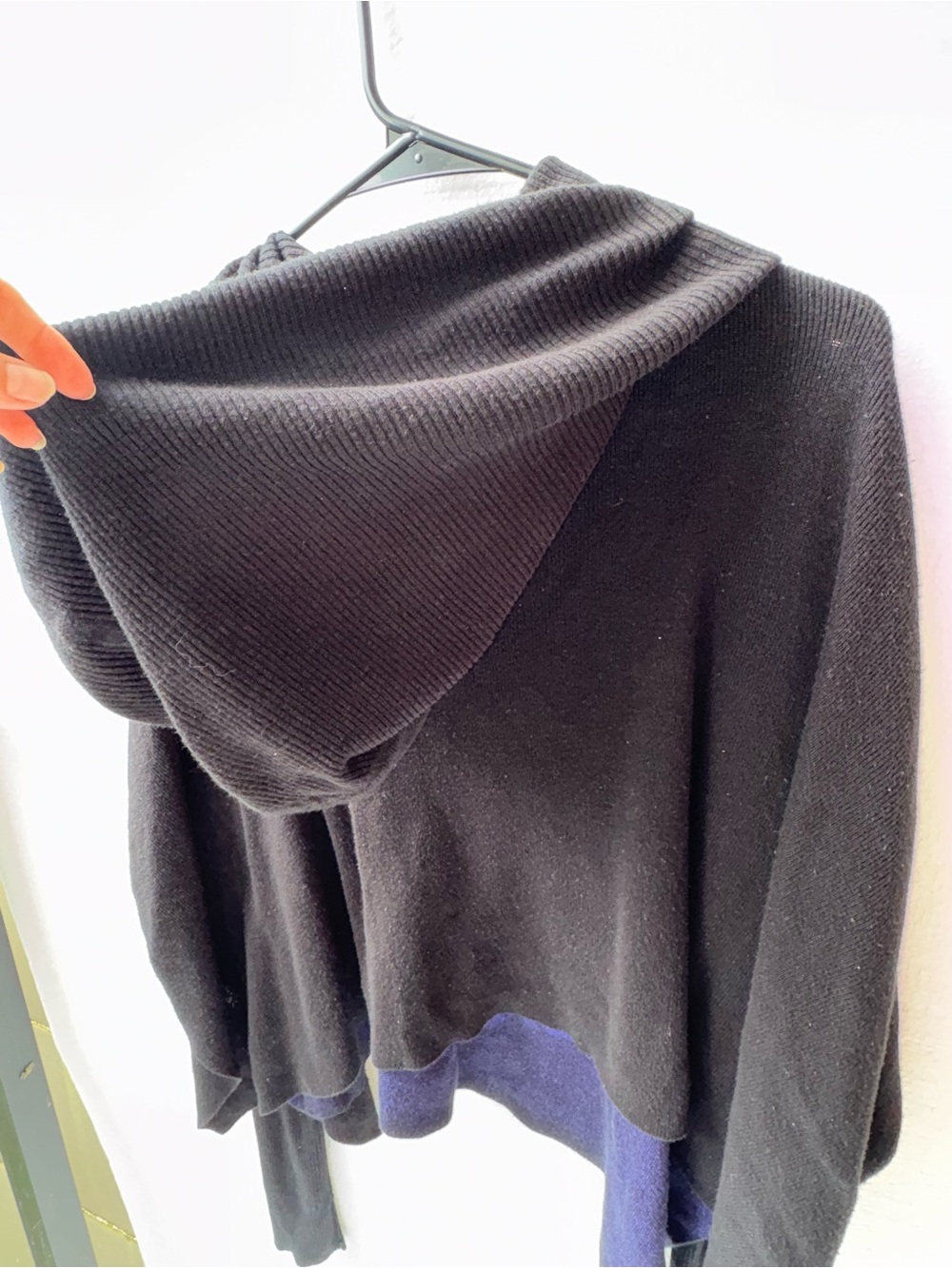 L.A.M.B. Gwen Stefani Cowl Neck Floral Tunic Sweater Black Purple Size L - Picture 8 of 9